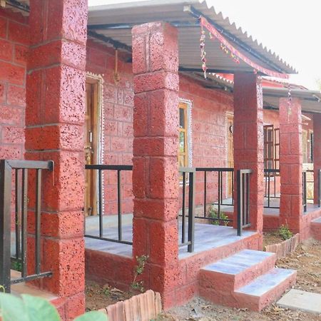 Siddhadham - Farm Stay & Wellness Retreat Nashik Extérieur photo